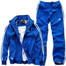 穿搭指南 如何为不同风格的服装搭配鞋子，兼谈鞋帽批发采购技巧